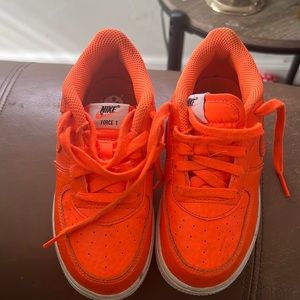 Children’s orange Air Force 1